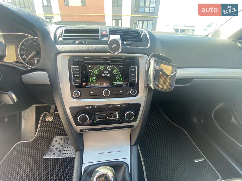 Универсал Skoda Octavia 2013 в Луцке