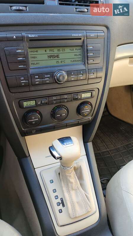 Универсал Skoda Octavia 2007 в Ровно