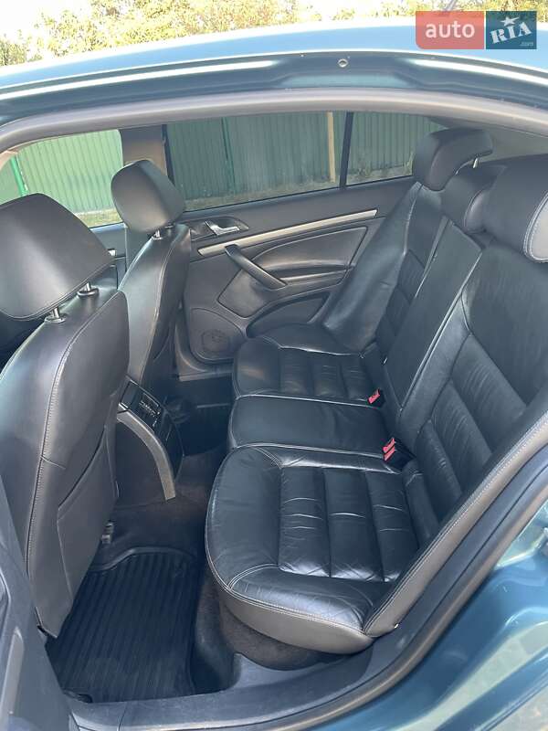 Лифтбек Skoda Octavia 2005 в Николаеве