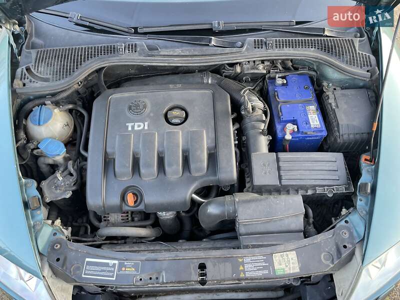 Лифтбек Skoda Octavia 2005 в Николаеве