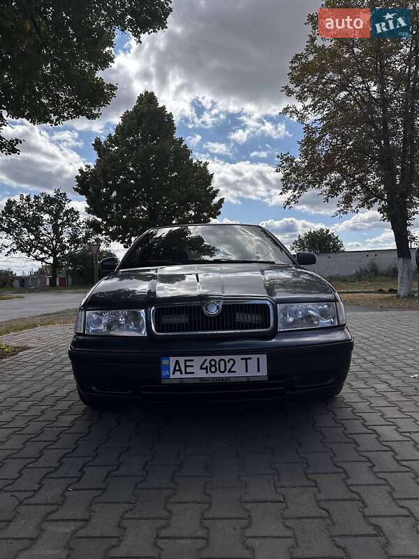 Ліфтбек Skoda Octavia 1999 в Лозовій