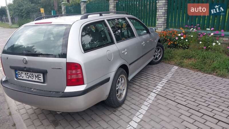 Универсал Skoda Octavia 2000 в Львове