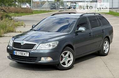 Универсал Skoda Octavia 2010 в 