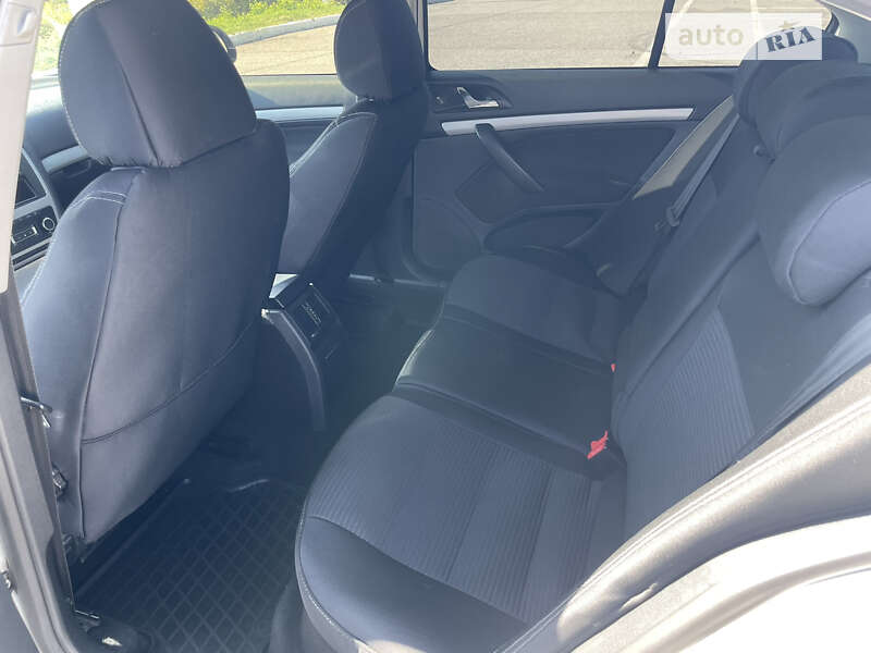 Ліфтбек Skoda Octavia 2012 в Чернівцях