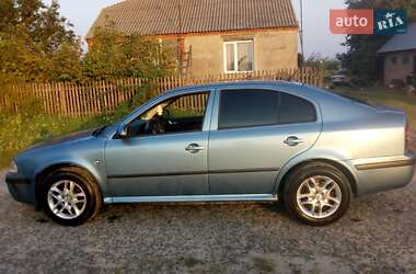 Ліфтбек Skoda Octavia 2009 в Володимирі