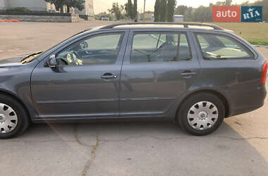 Универсал Skoda Octavia 2012 в 