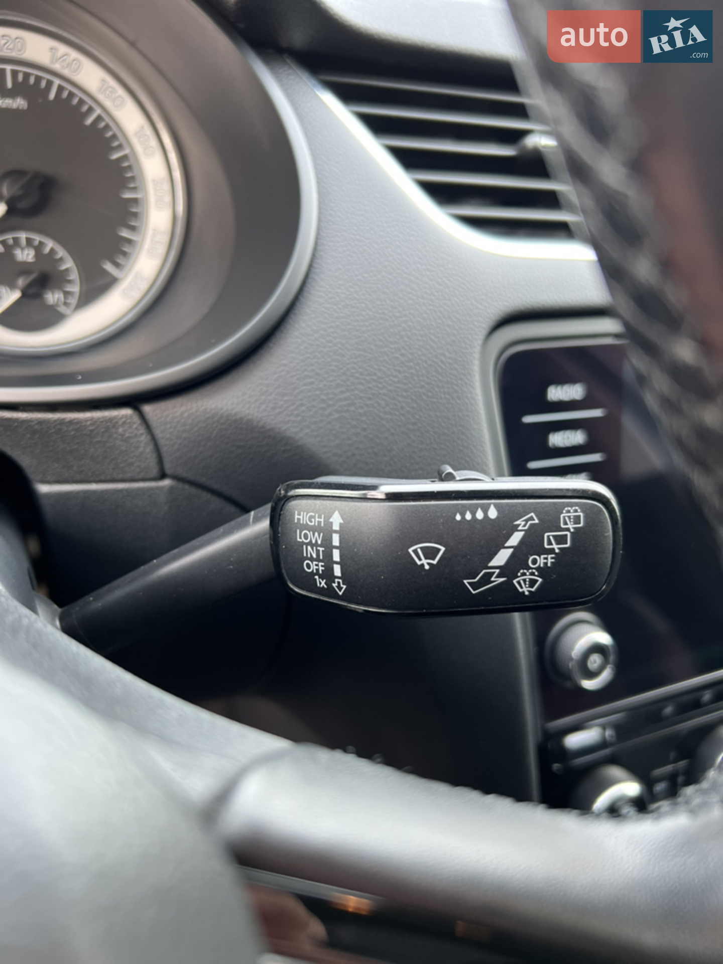 2017 Skoda Octavia - мініатюра 22