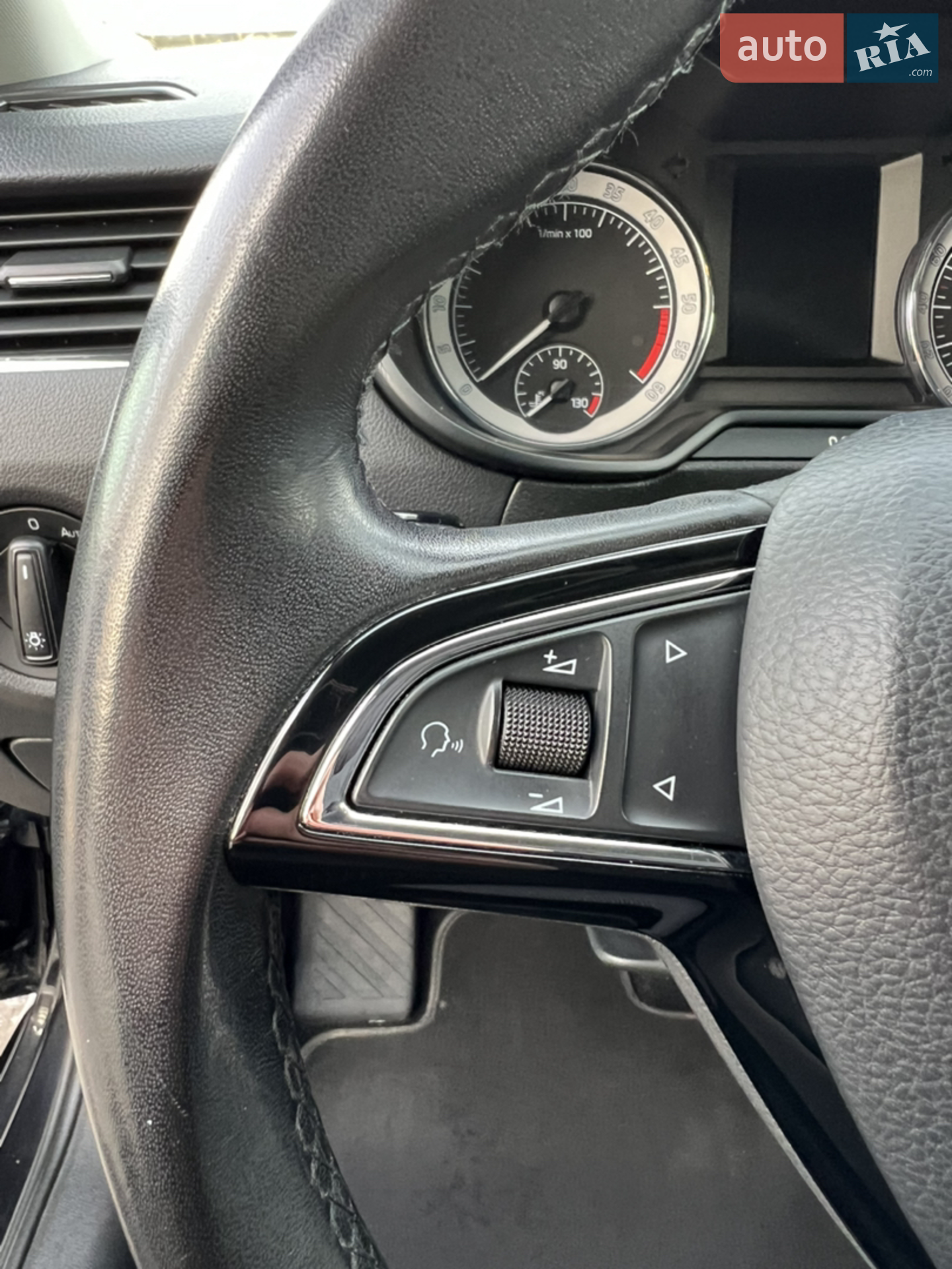 2017 Skoda Octavia - мініатюра 25