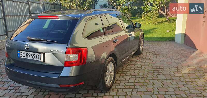 Універсал Skoda Octavia 2018 в Дрогобичі
