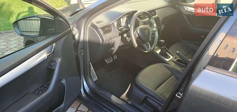 Універсал Skoda Octavia 2018 в Дрогобичі