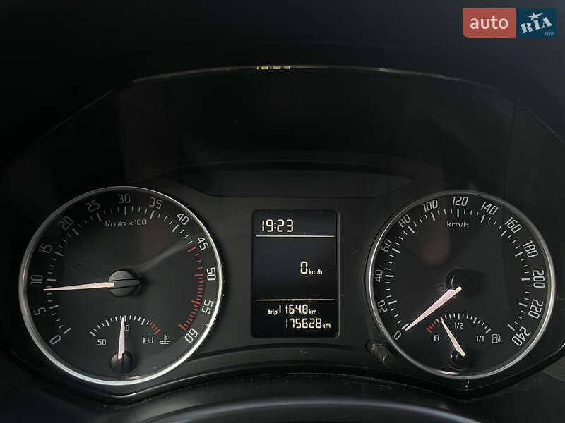 Універсал Skoda Octavia 2009 в Тернополі фото 10 Універсал Skoda Octavia 2009 в Тернополі