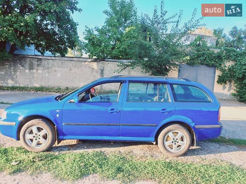 Универсал Skoda Octavia 2001 в Одессе