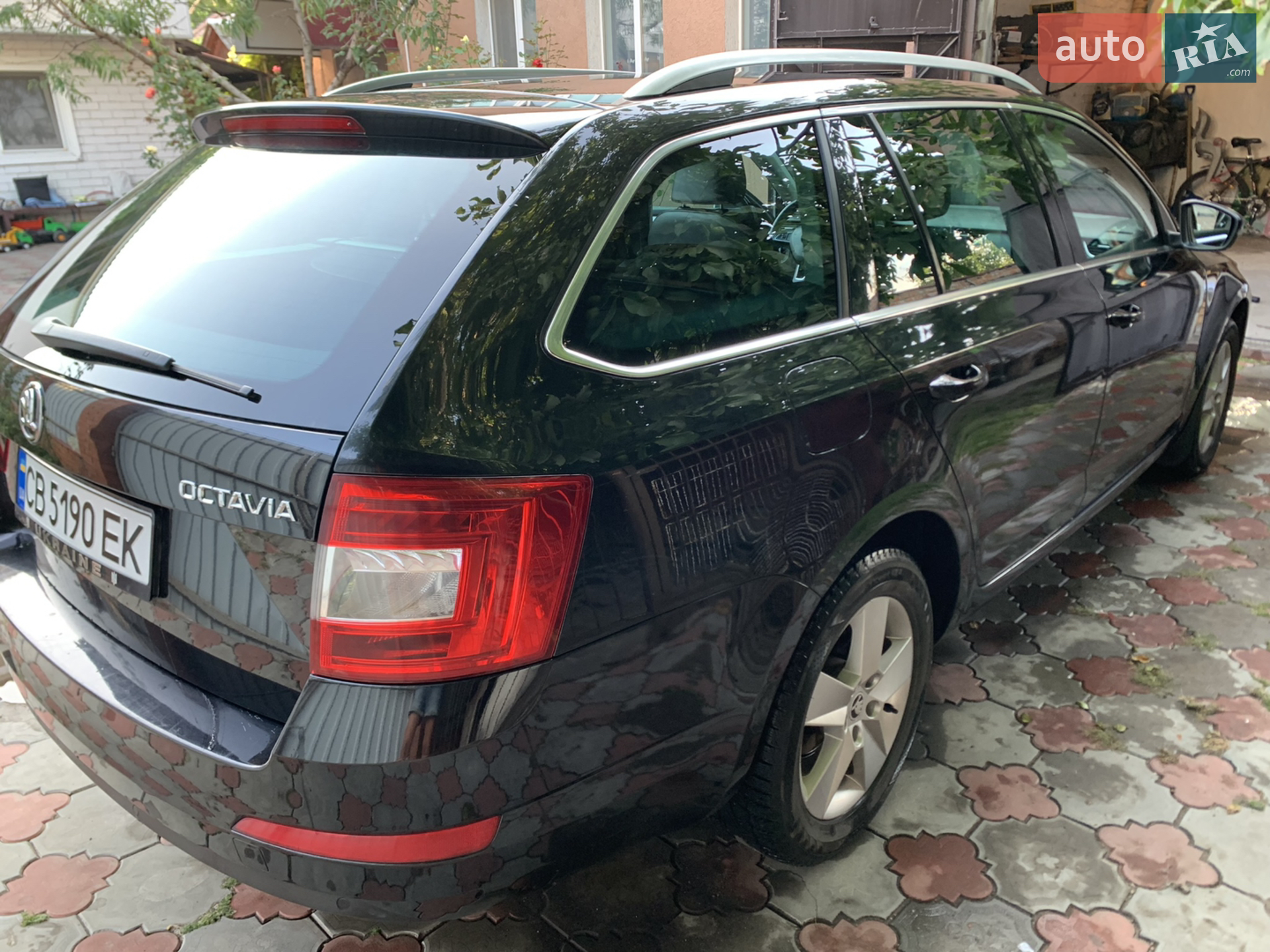 2016 Skoda Octavia - мініатюра 2