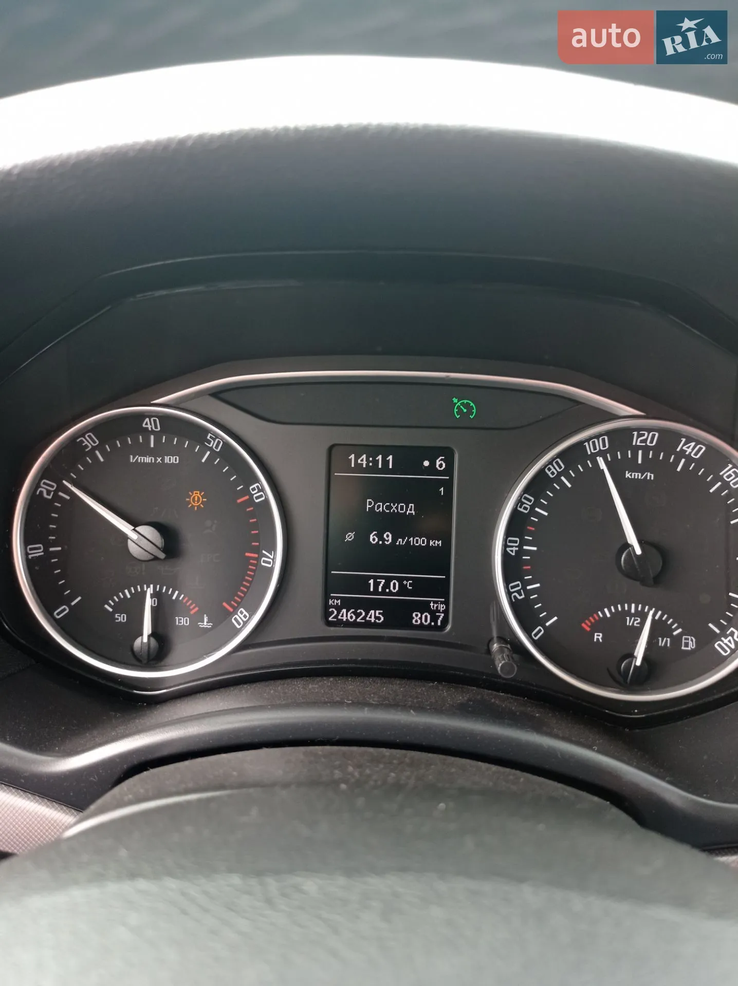 2011 Skoda Octavia - мініатюра 9