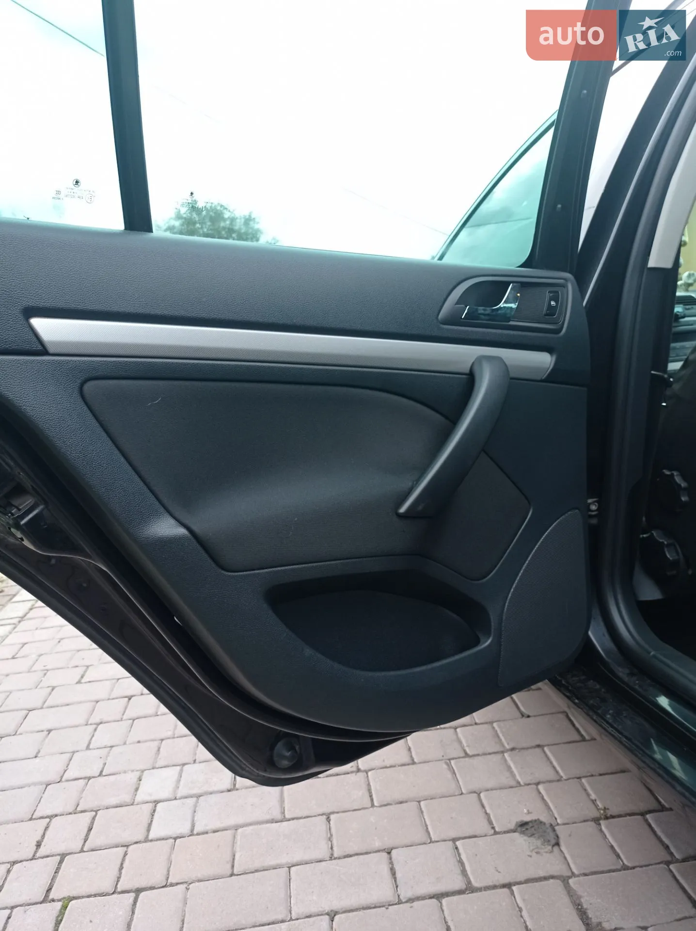 2011 Skoda Octavia - мініатюра 17