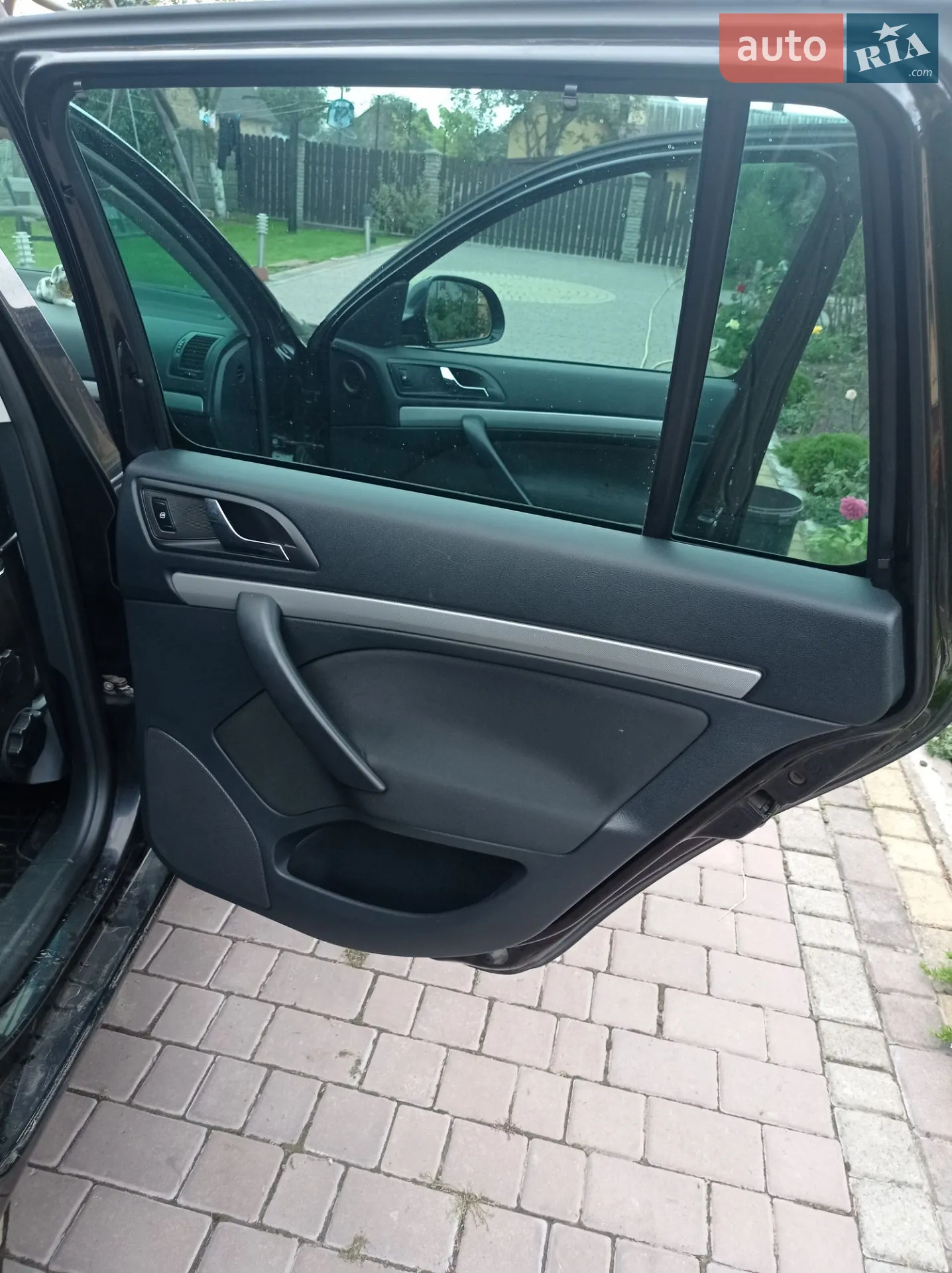 2011 Skoda Octavia - мініатюра 13