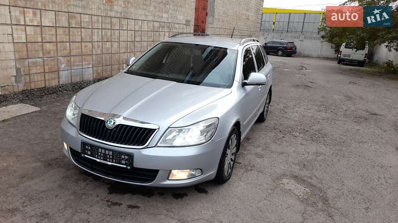 Универсал Skoda Octavia 2011 в Виннице