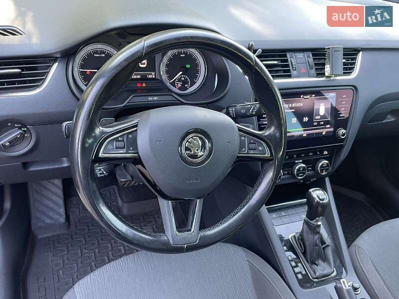 Універсал Skoda Octavia 2017 в Умані