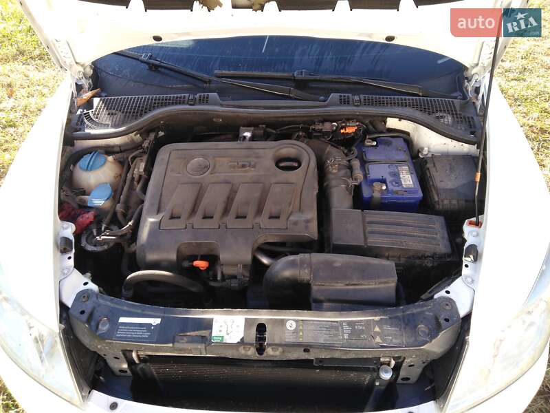 Універсал Skoda Octavia 2012 в Звенигородці