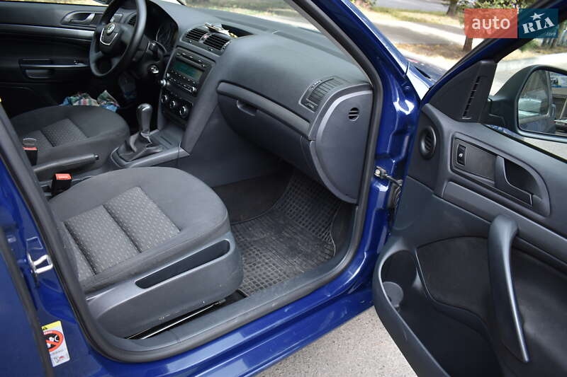 Універсал Skoda Octavia 2011 в Черкасах