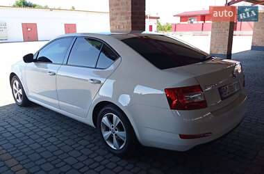 Ліфтбек Skoda Octavia 2015 в Львові