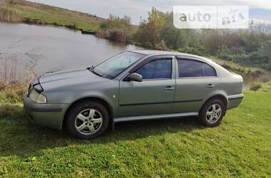 Ліфтбек Skoda Octavia 2002 в Рудки