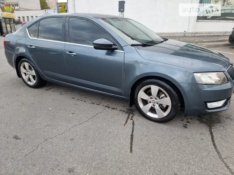 Skoda Octavia 2015 VIN TMBAJ7NE6G0033237 фото оголошення 15 з 59