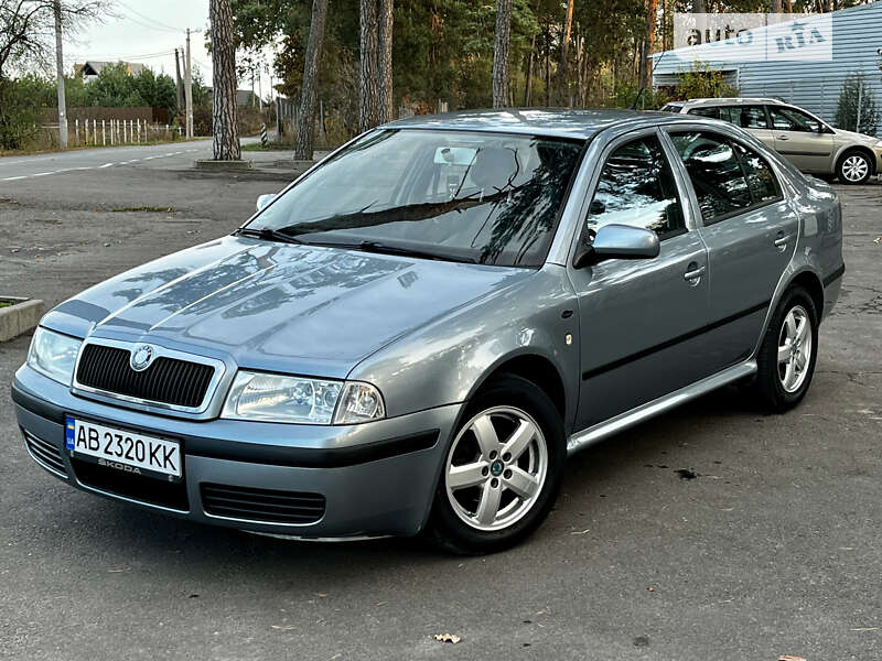 AUTO.RIA – Продам Шкода Октавія 2001 (AB2320KK) бензин 1.6 ліфтбек бу у ...