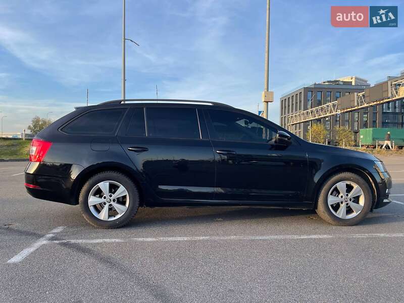 Универсал Skoda Octavia 2017 в Киеве