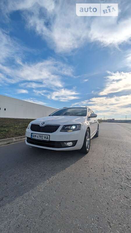 Универсал Skoda Octavia 2015 в Коростене