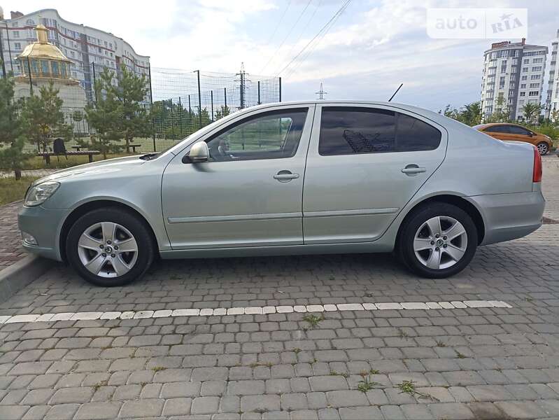 Ліфтбек Skoda Octavia 2011 в Івано-Франківську