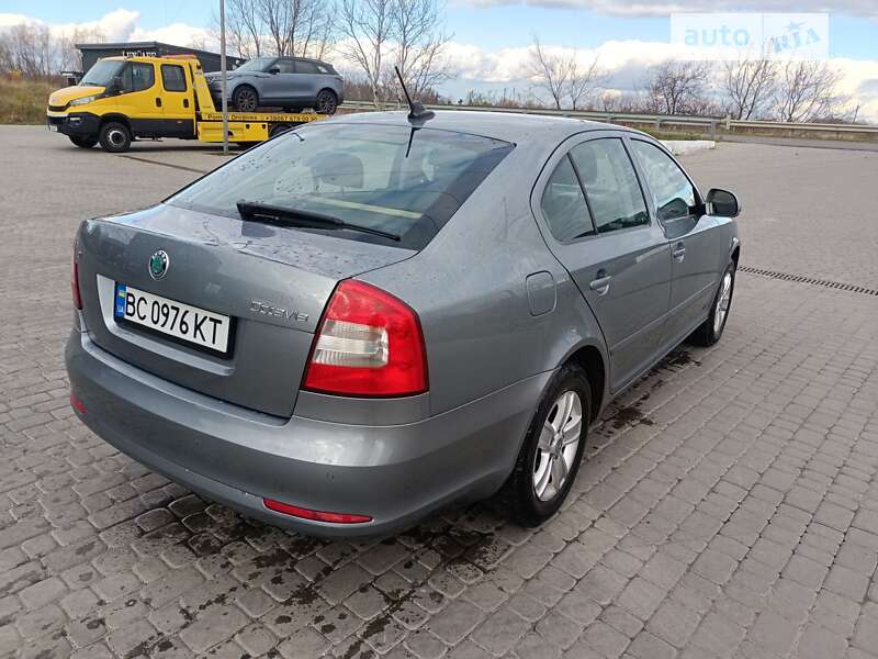 Лифтбек Skoda Octavia 2012 в Львове