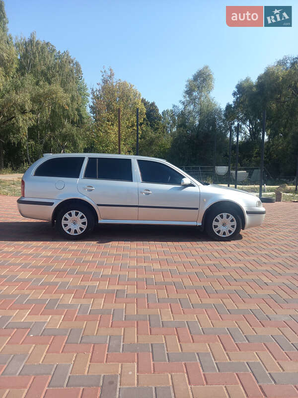 Универсал Skoda Octavia 2001 в Козельце