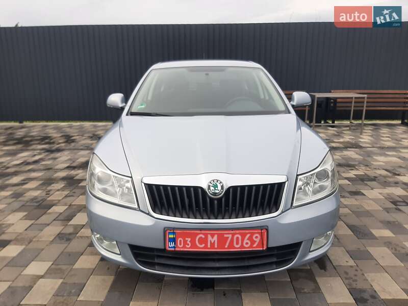 Лифтбек Skoda Octavia 2009 в Полтаве