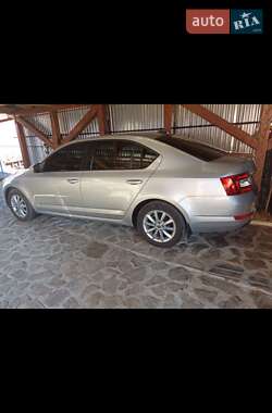 Лифтбек Skoda Octavia 2014 в 