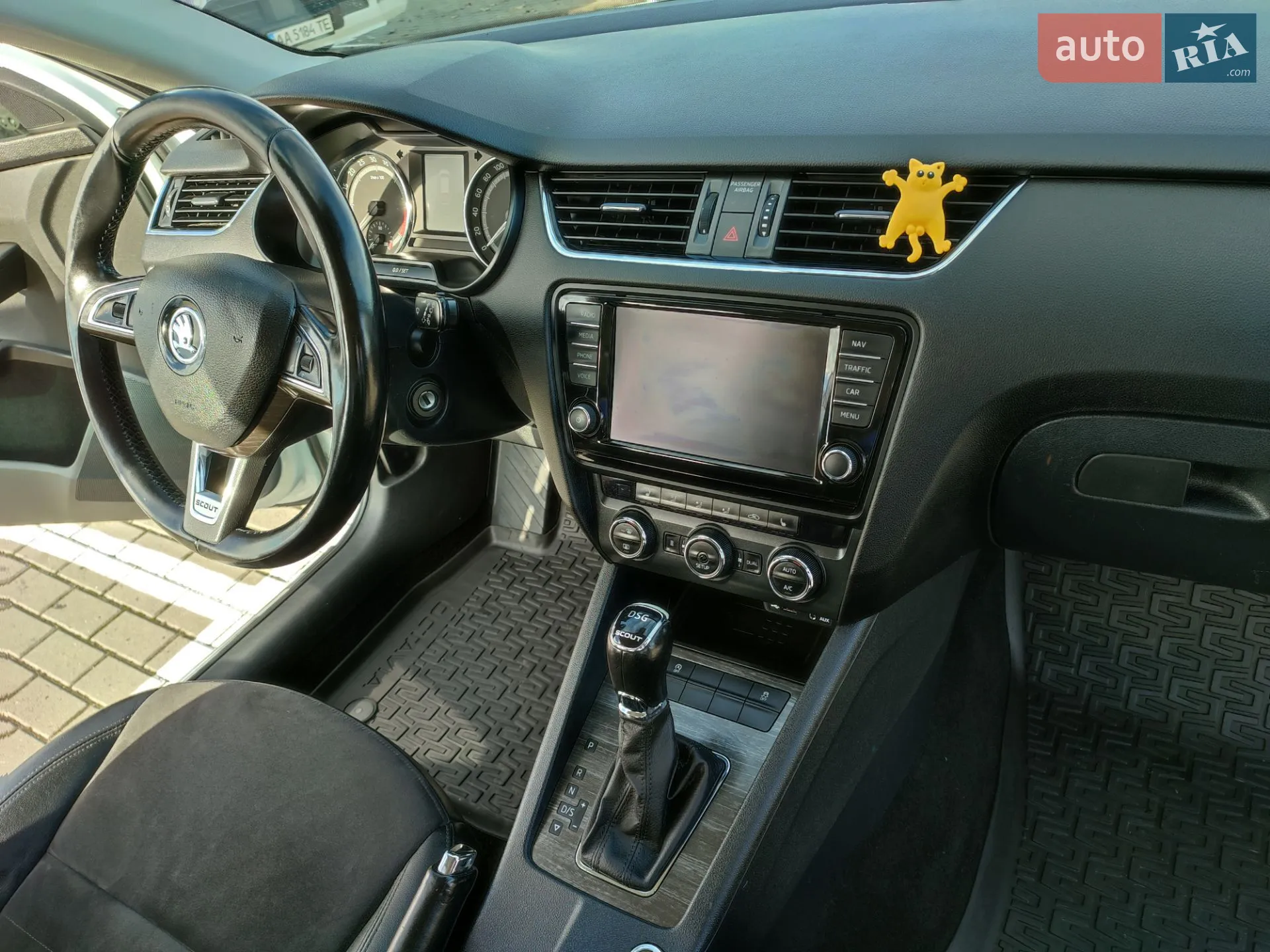 2015 Skoda Octavia - мініатюра 35