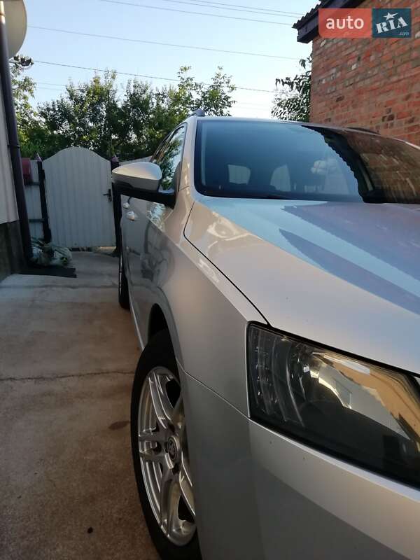 Универсал Skoda Octavia 2017 в Прилуках