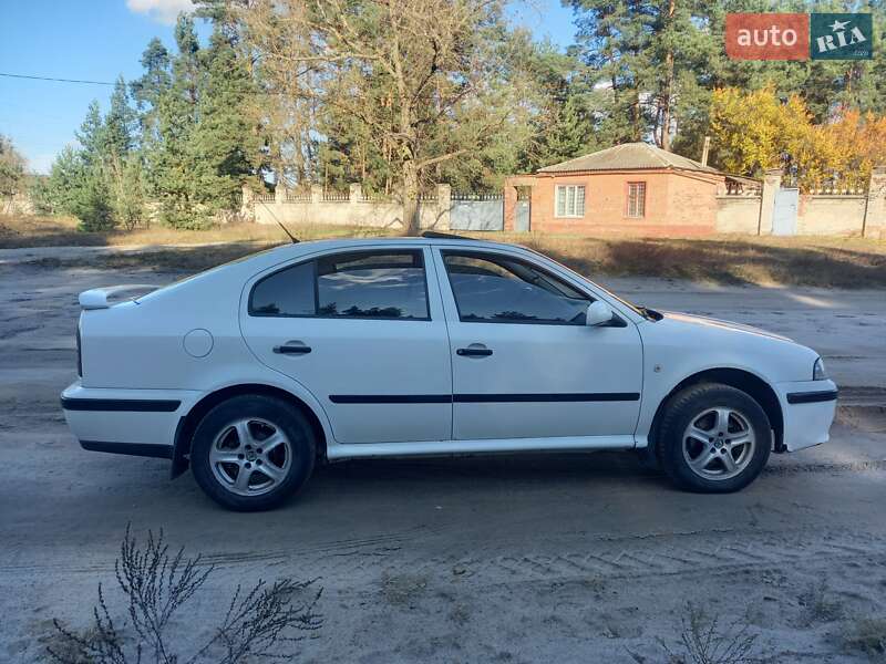 Ліфтбек Skoda Octavia 1999 в Мерефа