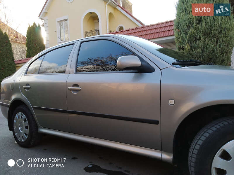 Универсал Skoda Octavia 2006 в Черноморске