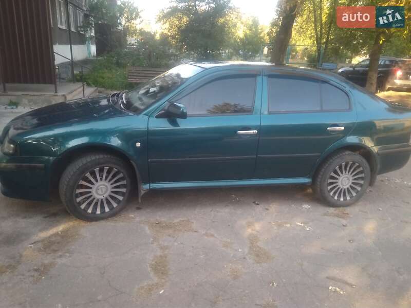 Лифтбек Skoda Octavia 2000 в Петрове фото 4 Лифтбек Skoda Octavia 2000 в Петрове