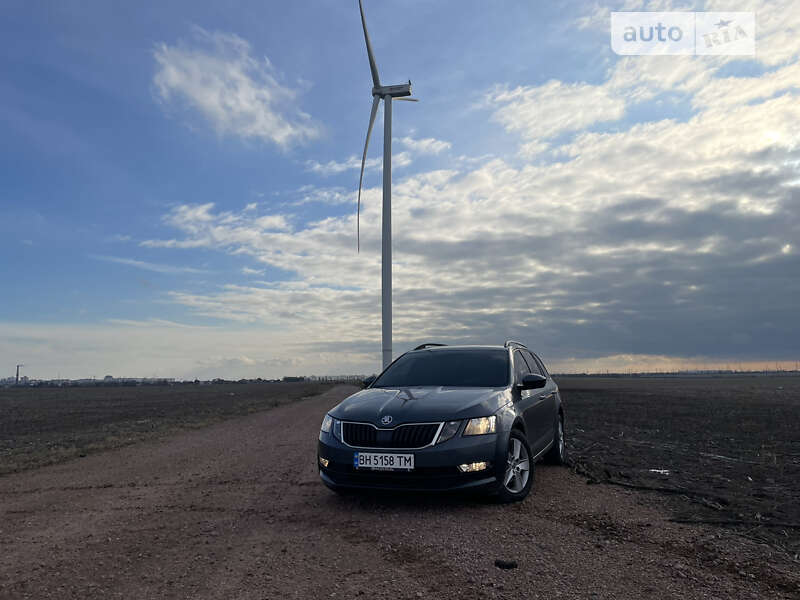 Універсал Skoda Octavia 2018 в Одесі