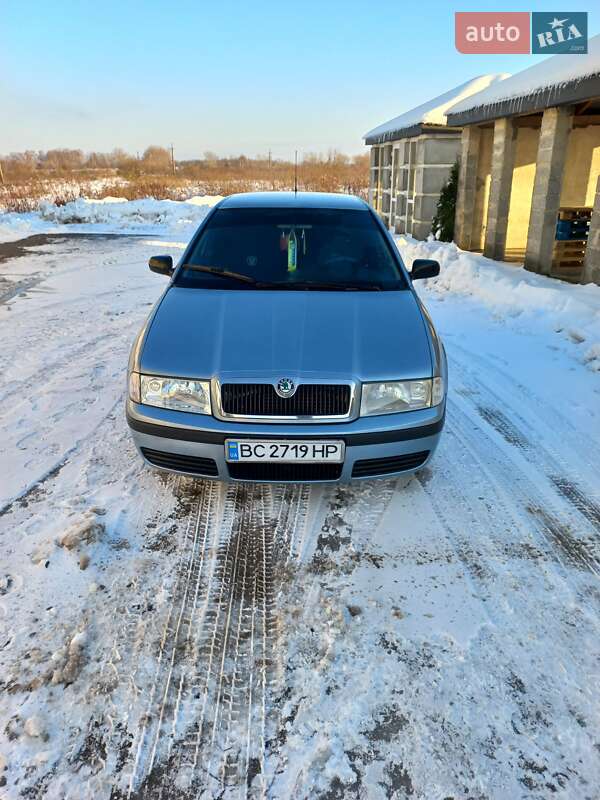 Ліфтбек Skoda Octavia 2003 в Яворові