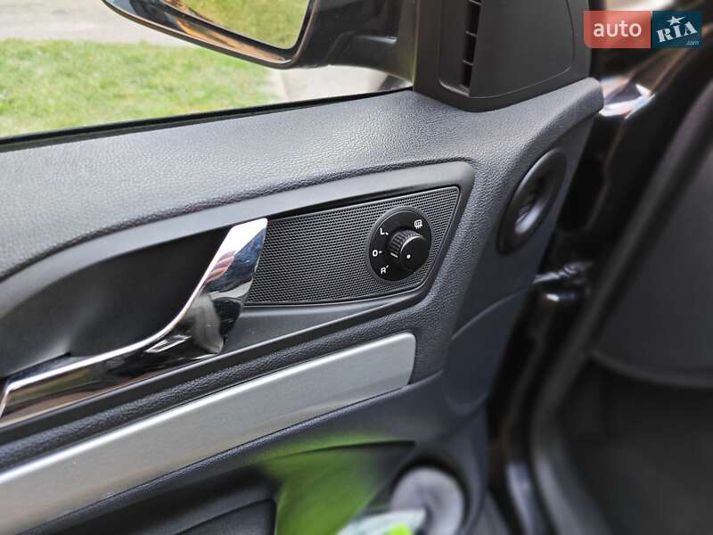 Універсал Skoda Octavia 2010 в Запоріжжі