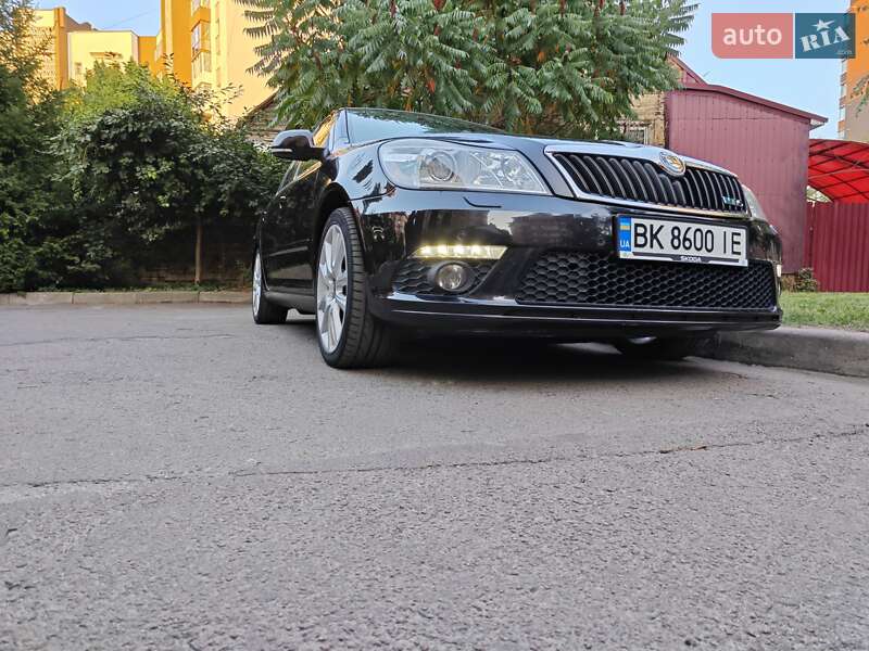 Універсал Skoda Octavia 2010 в Запоріжжі