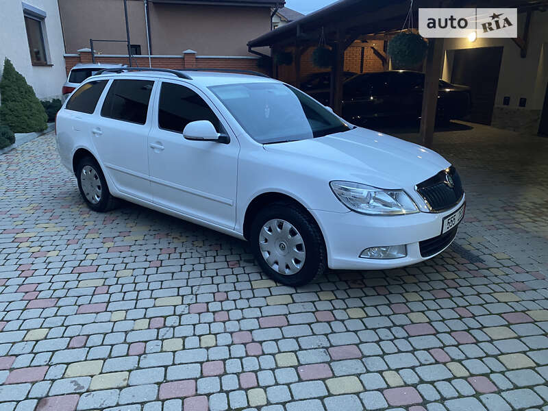 Универсал Skoda Octavia 2013 в Мукачево фото 16 Универсал Skoda Octavia 2013 в Мукачево