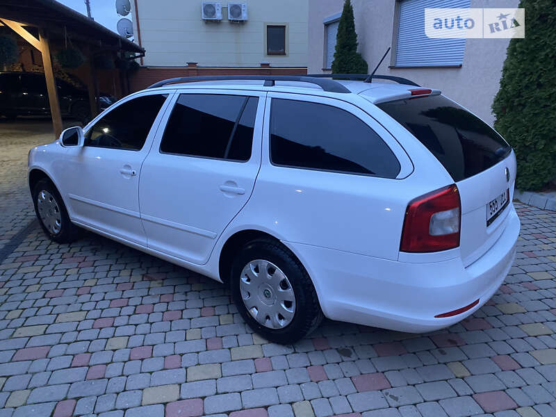 Универсал Skoda Octavia 2013 в Мукачево фото 17 Универсал Skoda Octavia 2013 в Мукачево