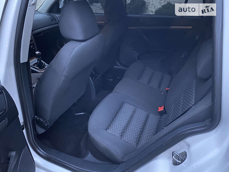 Универсал Skoda Octavia 2013 в Мукачево фото 23 Универсал Skoda Octavia 2013 в Мукачево