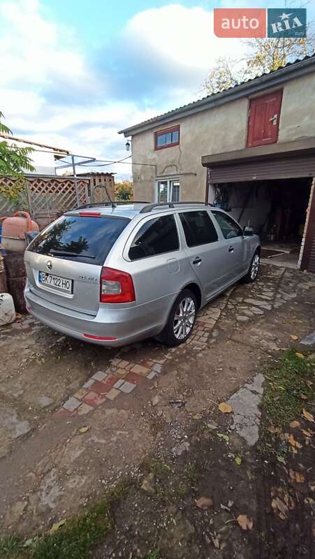 Универсал Skoda Octavia 2011 в Ровно