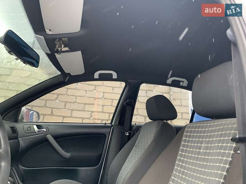 Лифтбек Skoda Octavia 2006 в Чугуеве
