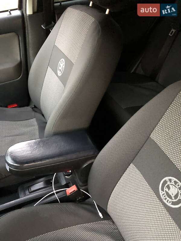 Ліфтбек Skoda Octavia 2001 в Києві